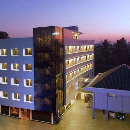 Hotel Park Residency Calicut מראה חיצוני תמונה