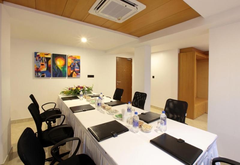 Hotel Park Residency Calicut מראה חיצוני תמונה